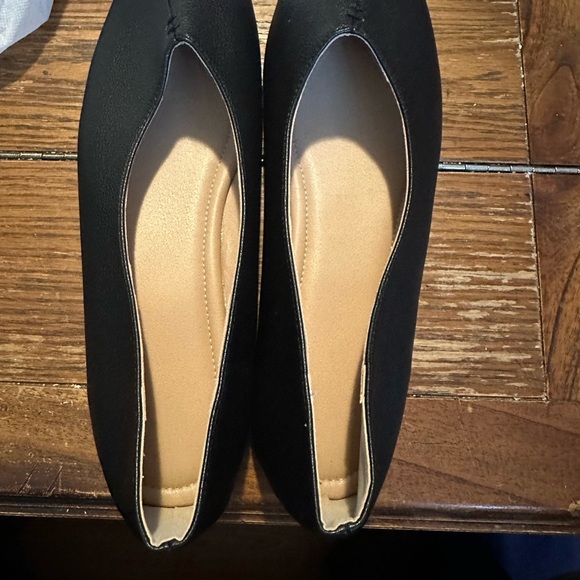 Womens Size 16 Black PU Leather Flats - Picture 4 of 5